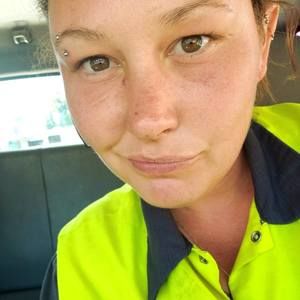 Meet your Posher, Shania